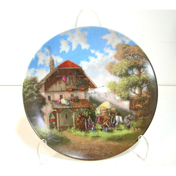 1986 Von Christian Luckel Collectible Plates, 7 3/4" Diameter, Set Of Two - Picture 3 of 6